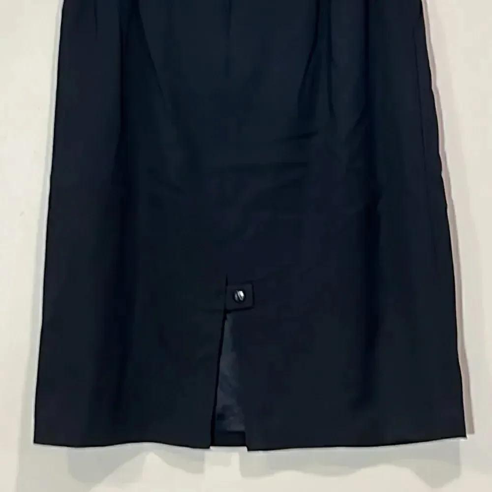 Vintage Luxury Gianni Black Wool Skirt. Size 14.